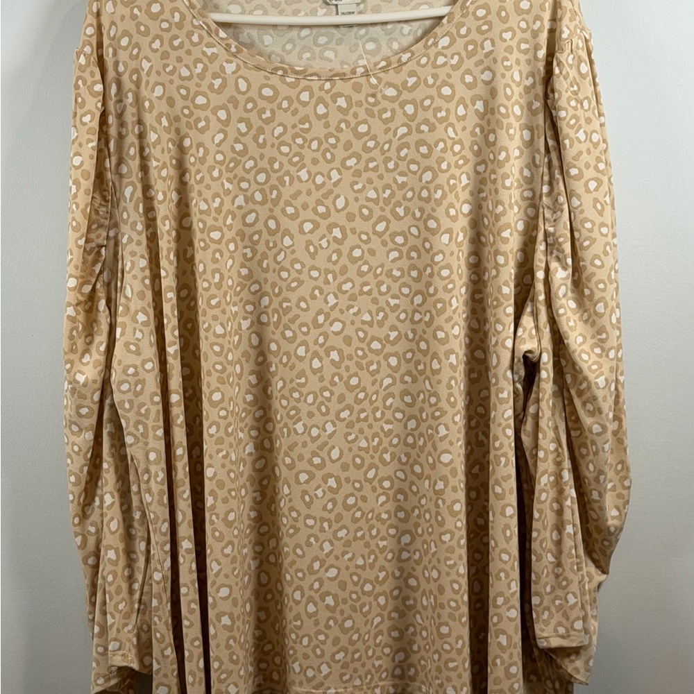 Plus Sportswear 26/28W Leopard Print Top 3/4 Sleeve Stretch Plus Size Blouse